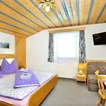 Haus Sonnenschein *