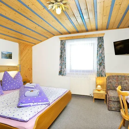Haus Sonnenschein *